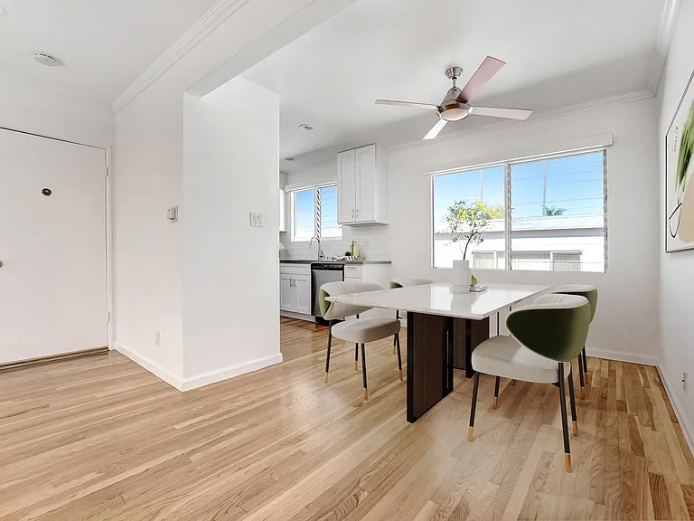 The Biarritz Apartments — Photo 12
