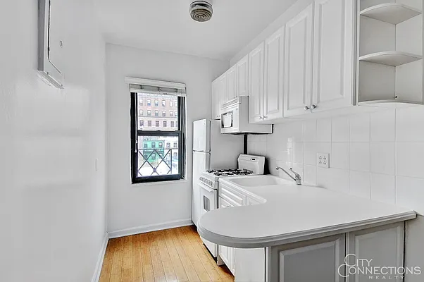 Rented by City Connections Realty | media 21