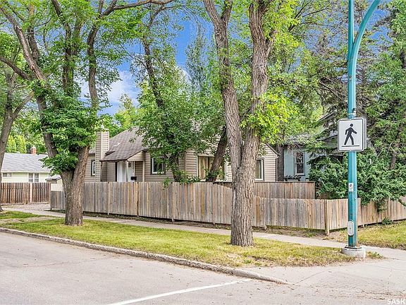 4th image of 2201 Lorne Ave