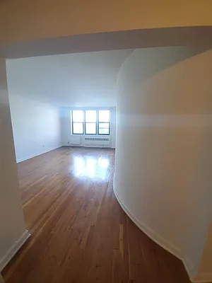 Rented by Smart NY Realty LLC | media 3