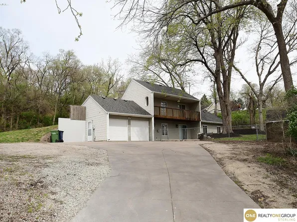 2809 Hancock St, Bellevue, NE 68005