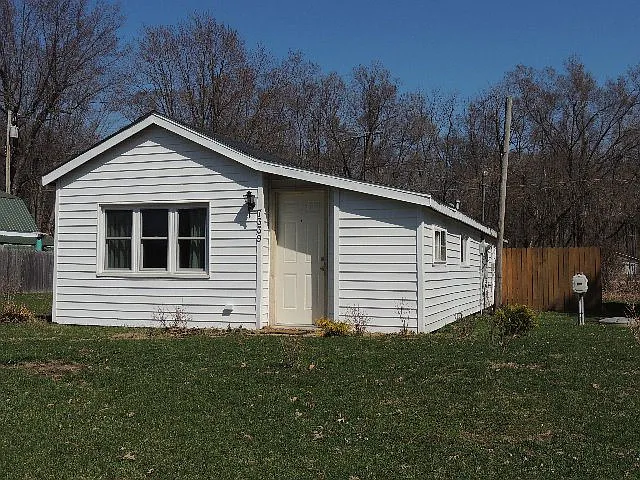 7339 N 1190 W photo 1