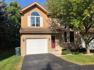 9043 Archer Ave, Willow Springs, IL 60480