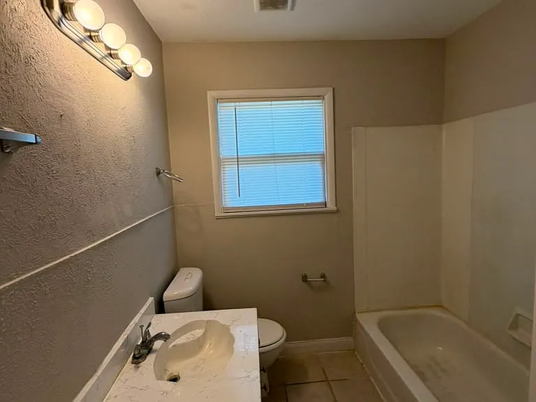 6413 Lambeth Ln — Photo 13