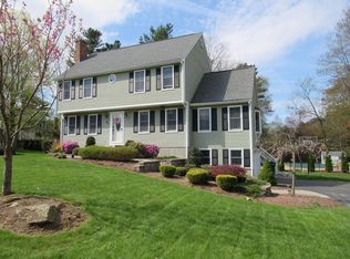 27 Wachusett Dr, Sutton, MA 01590