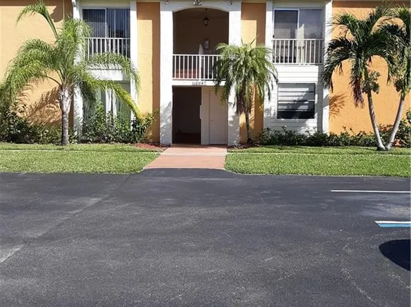 12642 Kenwood Ln APT B, Fort Myers, FL 33907