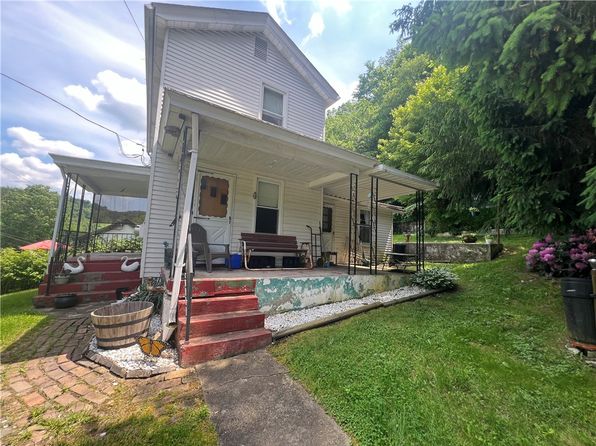 3116 30th St, New Brighton, PA 15066
