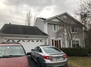 1130 Scarlet Oak Cir, Aurora, IL 60506