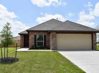 819 Heritage Dr, Navasota, TX 77868