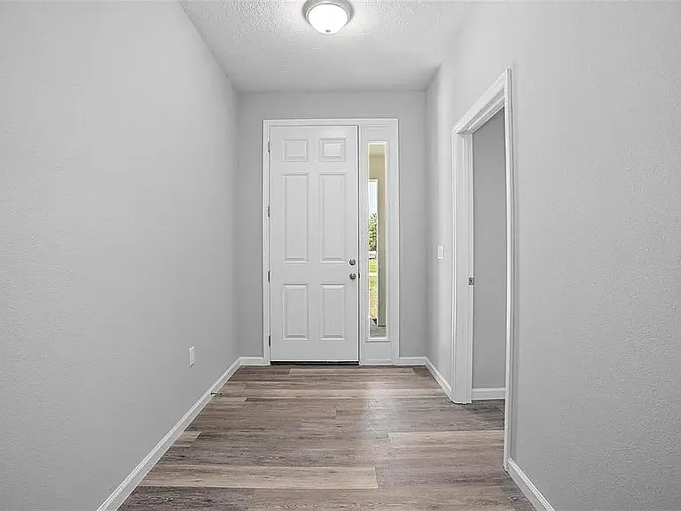4253 Fruitwood Ave — Photo 7