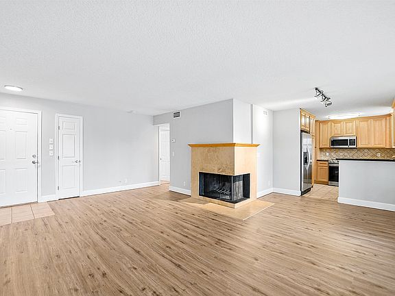 4th image of 3434 Blanding Blvd Unit 244