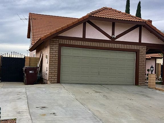 3rd image of 12863 Sunnymeadows Dr