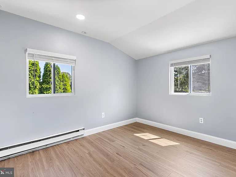343 Sugartown Rd #B — Photo 8