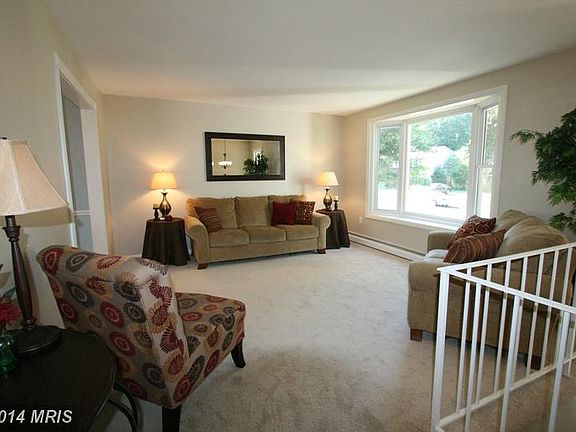 4th image of 4809 Kentbury Ct