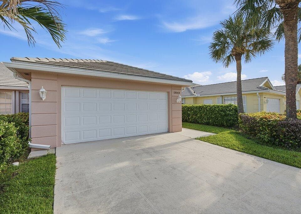 1st image of 1301 NW Bentley Circle #B