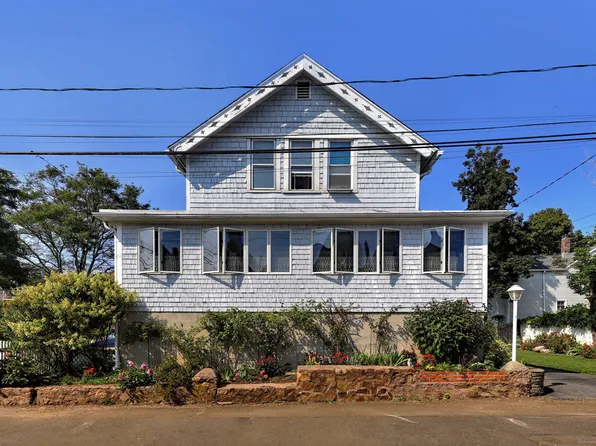 32 Beckett Avenue, Branford, CT 06405