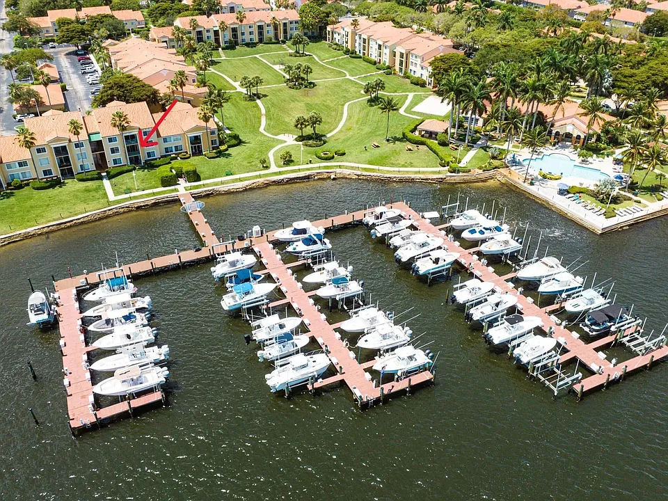 167 Yacht Club Way #204