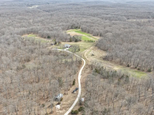 8096 Whitetail Rdg, Stover, MO 65078