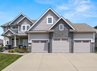 18976 Spaulding Cir, Elkhorn, NE 68022