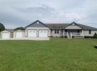 218 Fox Run Rd, Grayson, KY 41143