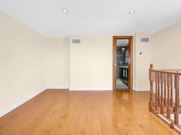 83-18 58th Avenue image 24 of 43