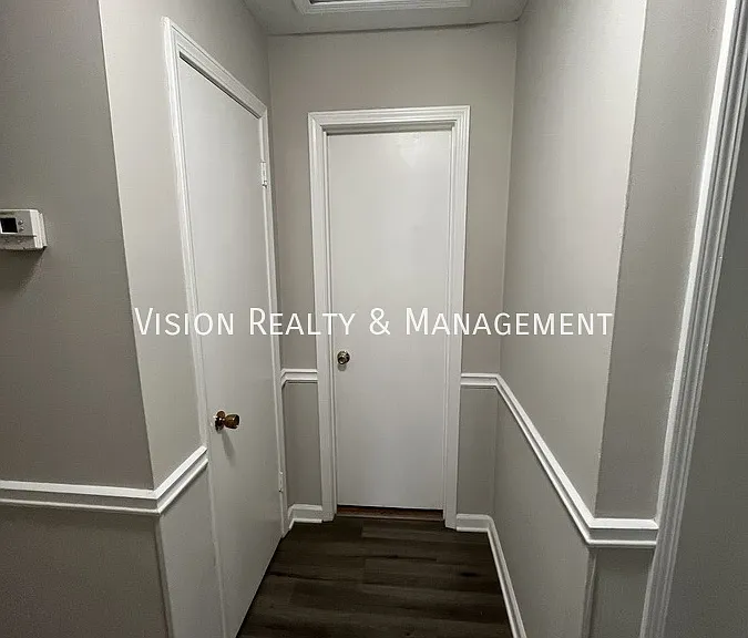 153 Carroll Cir — Photo 34