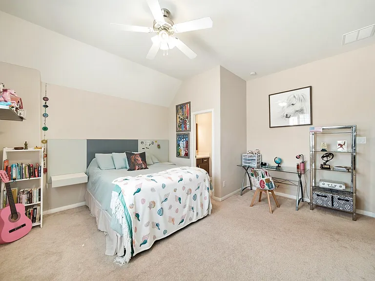 27406 Starlight Canyon Ln — Photo 33
