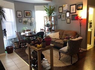 215 S 45th St APT 3, Philadelphia, PA 19104