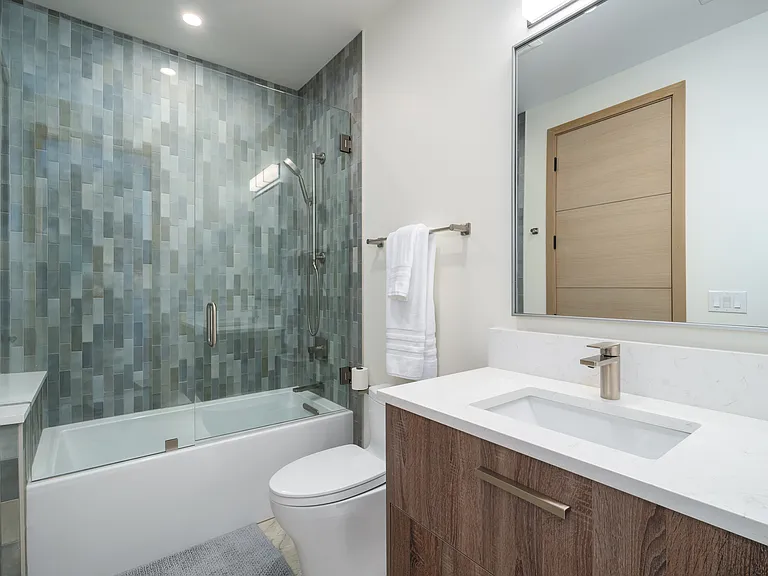 971 Steamboat Blvd — Photo 16