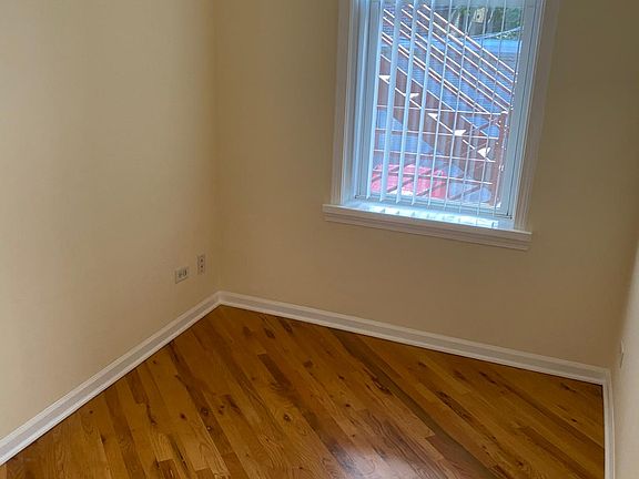 3rd image of 1242 N Bosworth Ave #2REAR