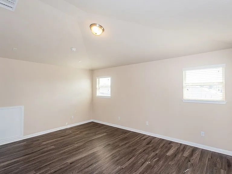 8113 Rosano St — Photo 23