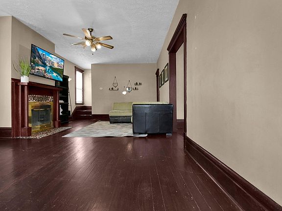 3rd image of 55 N Fulton Ave