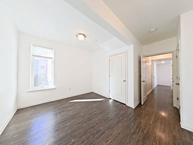 6619 Ridge Avenue — Photo 6