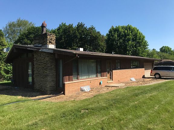 3rd image of 3605 Southfield Dr