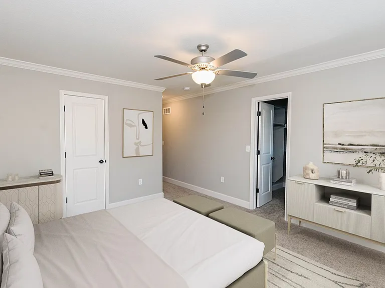 Thrive at Creekside Apartments and Townhomes — Photo 3