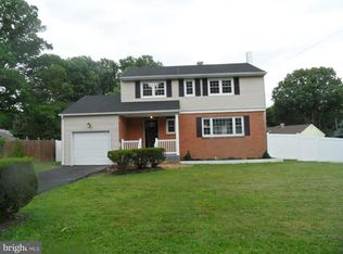96 Nancy Ln, Ewing, NJ 08638