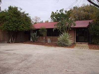 1st image of 118 Pecan Blvd
