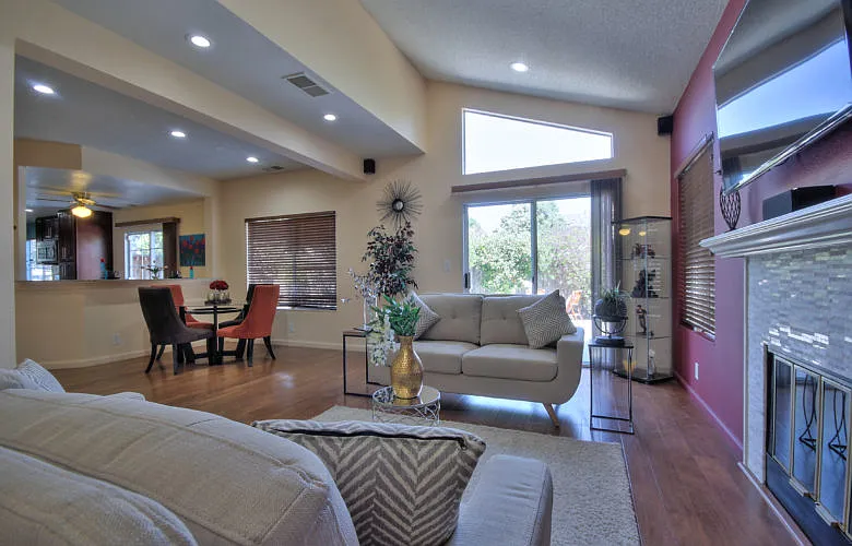 39771 Potrero Dr — Photo 3