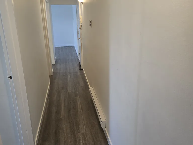 59 Empire St — Photo 10