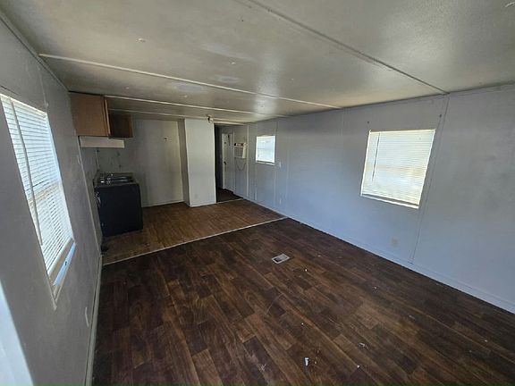 4th image of 10166 103rd St #52