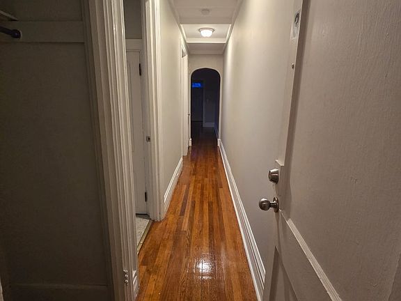 5th image of 817 N 2nd St APT 3