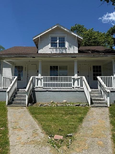1st image of 818-820 Holmes St