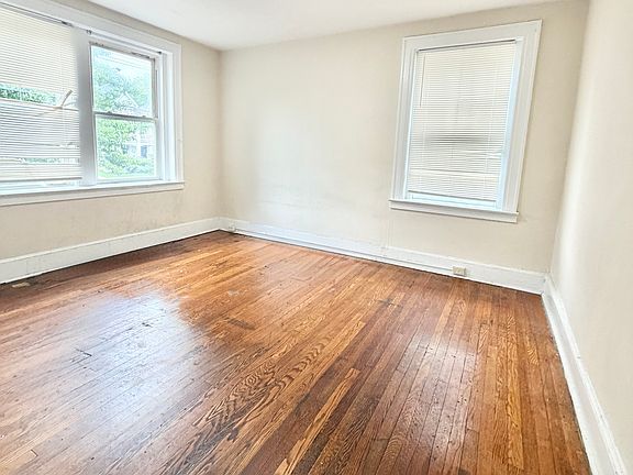 4th image of 295 Norton St #Bb9