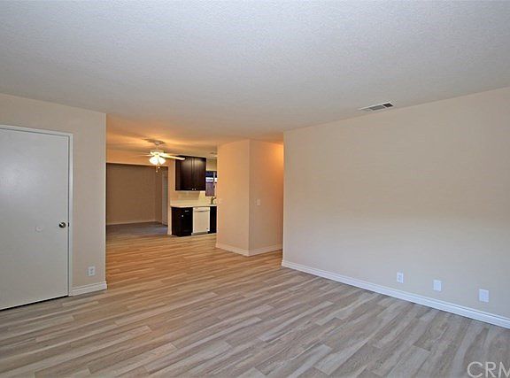 5th image of 54055 Eisenhower Dr