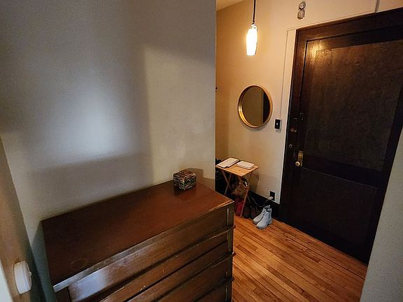 5th image of 2200 Dupont Ave S