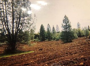 1105 Round Mountain Rd, Clearlake Oaks, CA 95423