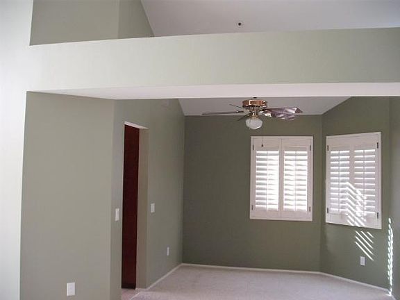 5th image of 2376 Vista Valley Ln