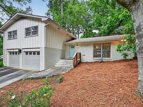 2nd image of 2037 Longview Way