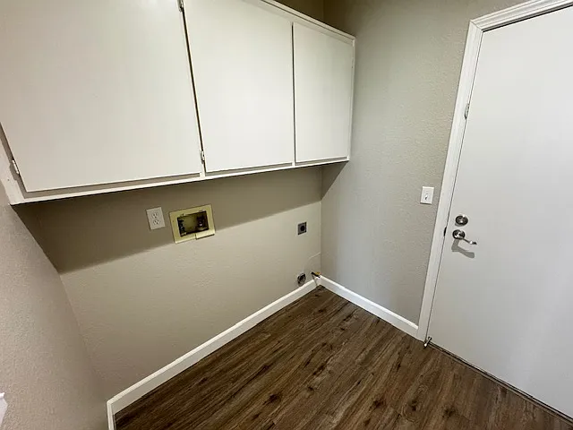 625 Roscommon Pl — Photo 21