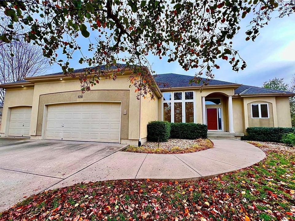 1st image of 2417 NE Sweet Water Cir